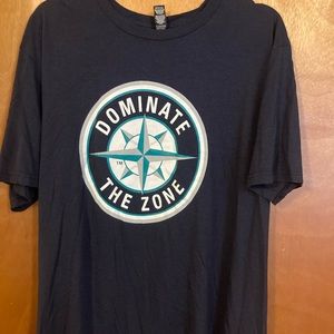 Seattle mariners team issued shirt